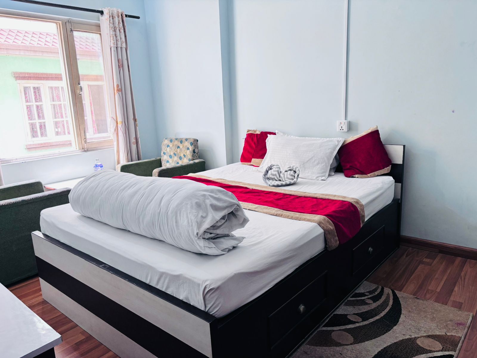 Deluxe Family Room (City View)
